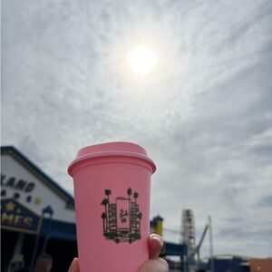 FOR 24 HOURS La la land kind cafe x the Beverly Hills Hotel